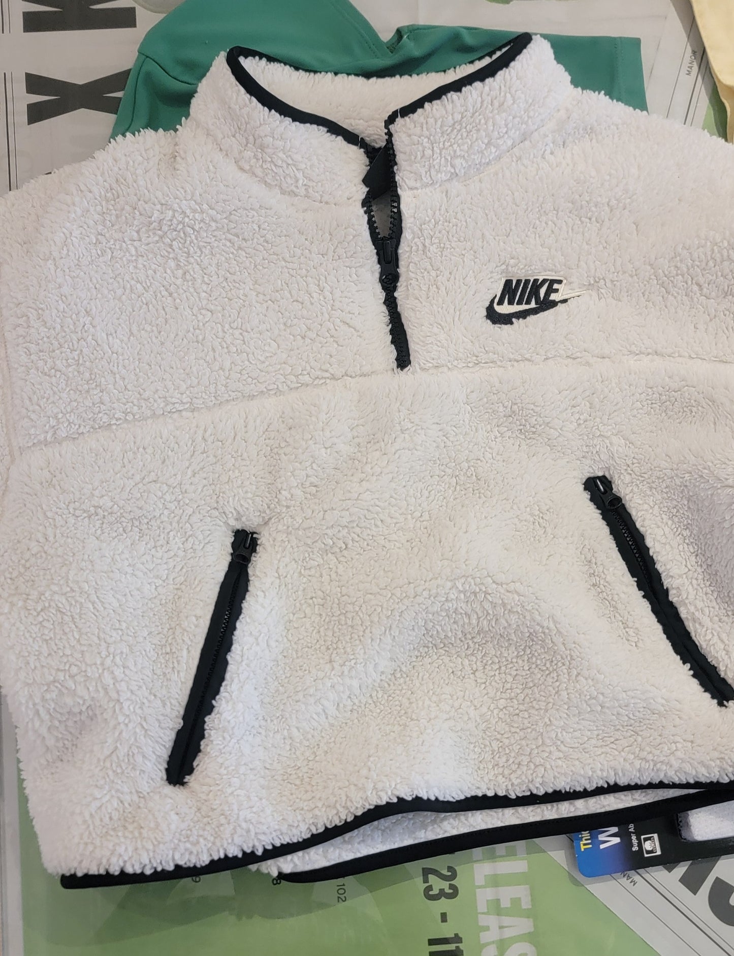 Nike Cropped Fleece Pullover